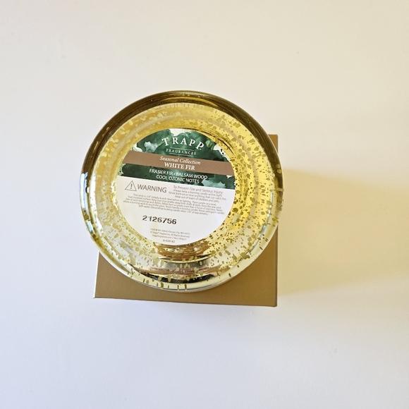 TRAPP Candle Seasonal Collection White Fir Balsam Wood Gift Box 16 oz 3-Wick - Picture 4 of 12